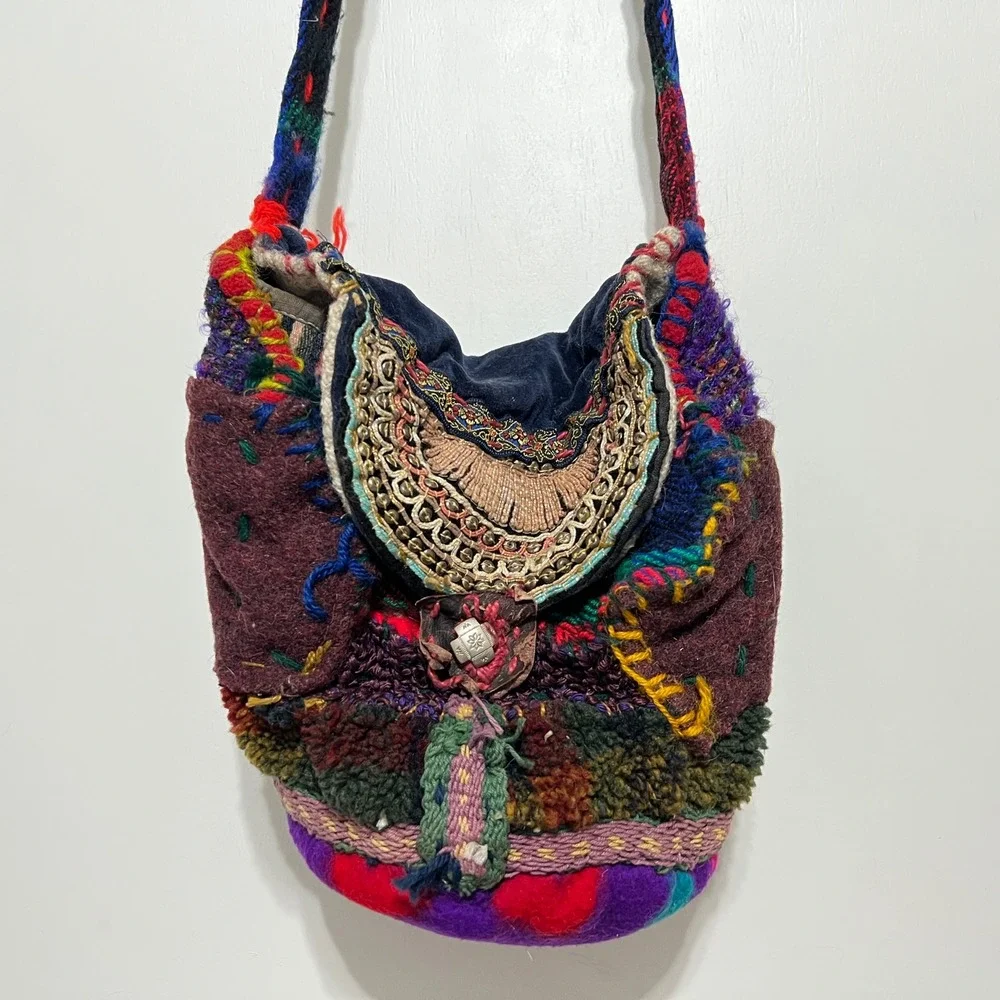 Art by‎ Sid Handmade Tibetan Patchwork Boho Crossbody Bag Mixed Textile Folk